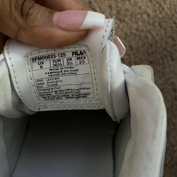 Fila Sneakers - Picture 5 of 5
